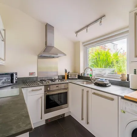 Semesterbostad Field