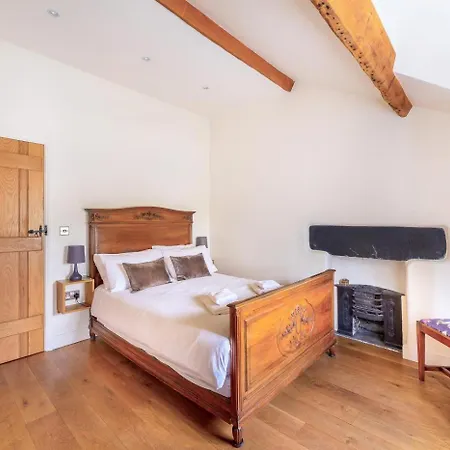 2 Bed In Oc-lr059 *
