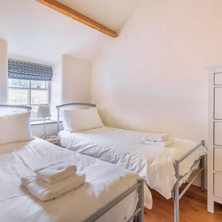 2 Bed In Oc-lr059 *